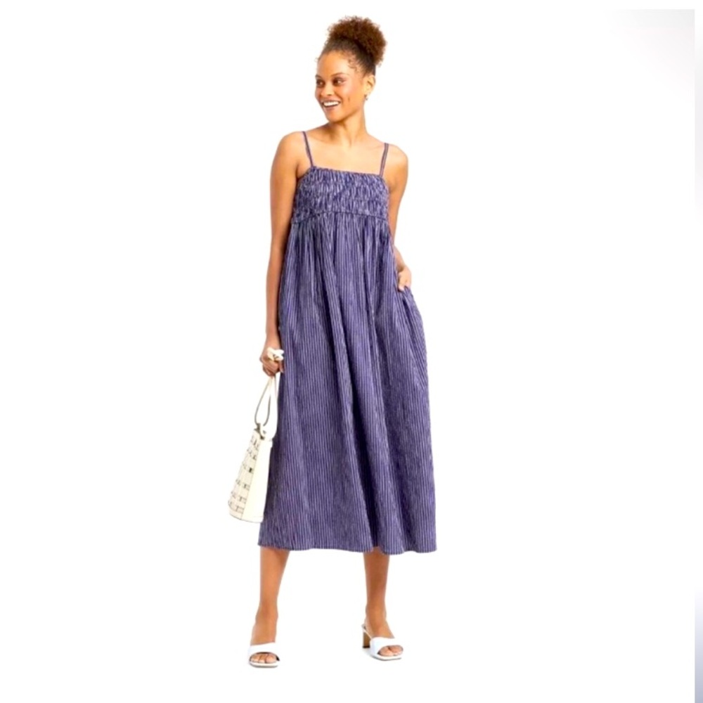 A New Day Smocked Striped MIDI Dress Spaghetti Strap Pockets Blue & White
XS